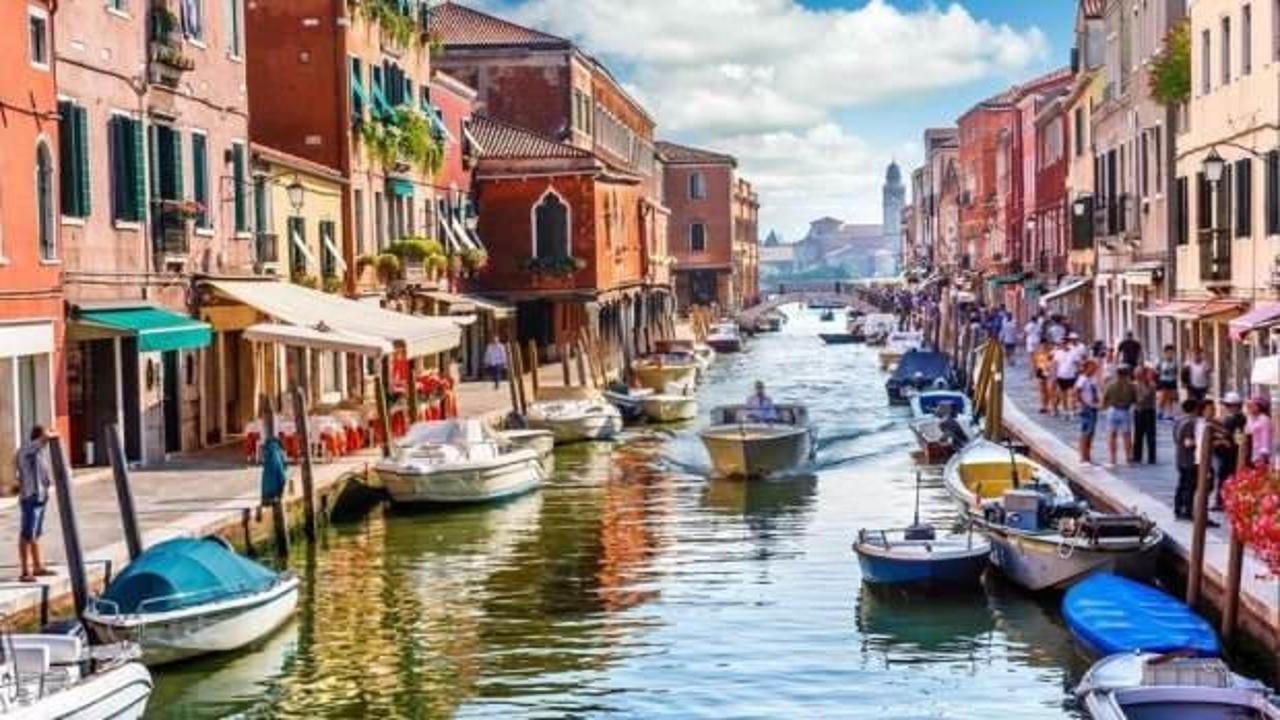 Venedik, ayakbastı ücretiyle 8 günde 700 bin euro kazandı