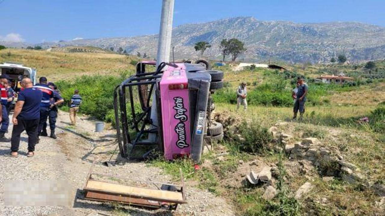 Antalya'da safari araçları çarpıştı: 16 yaralı