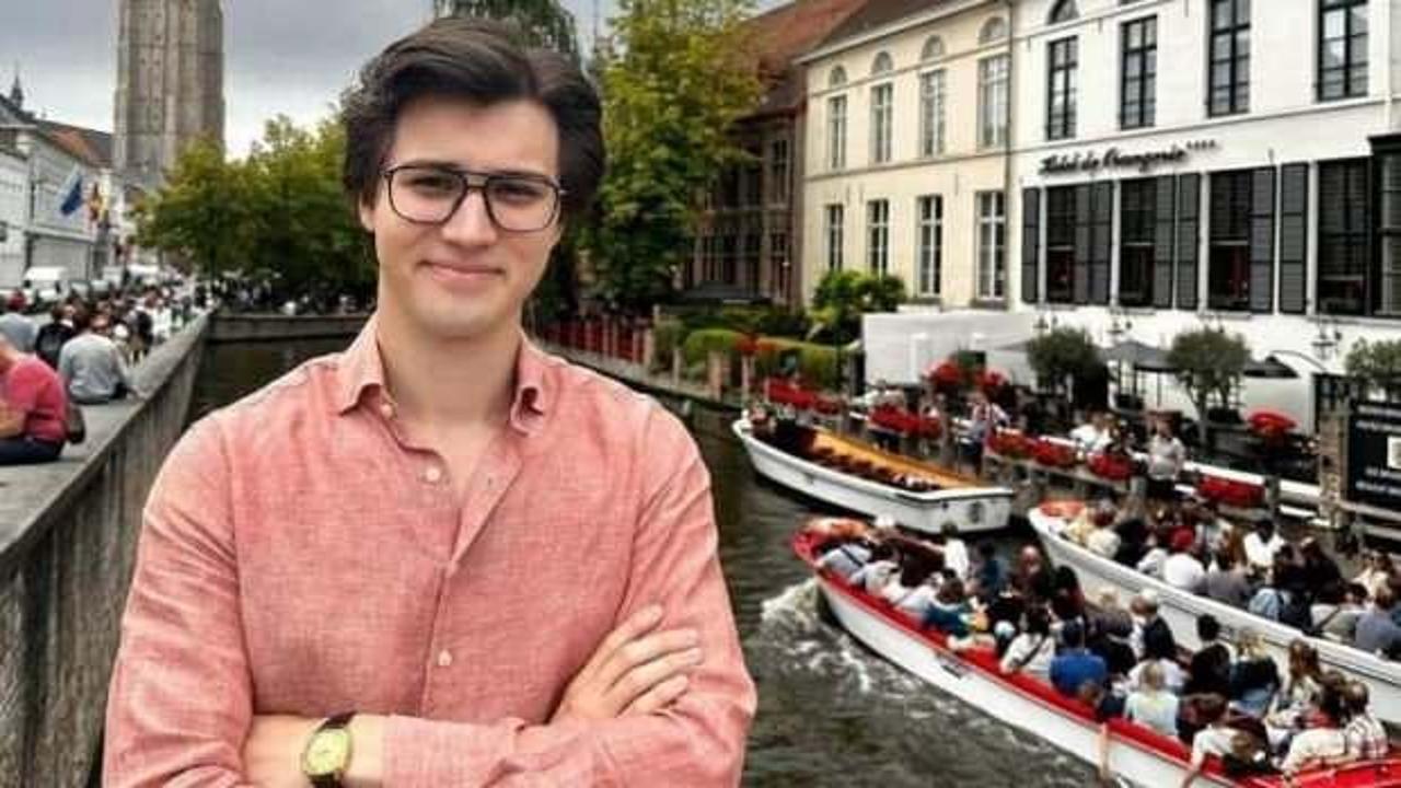 &Uuml;niversite &ouml;ğrencisi gen&ccedil;, online eğitim esnasında &ouml;ld&uuml;