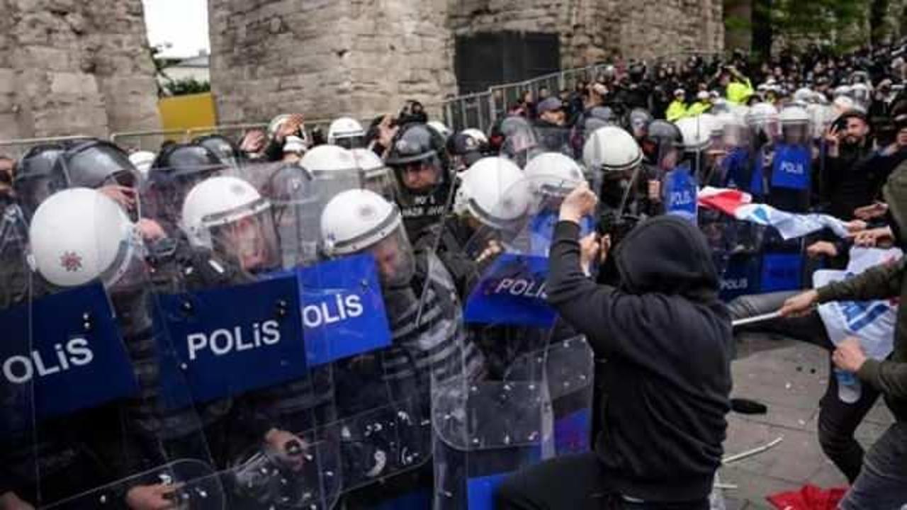 1 Mayıs'ta polise saldıran 12 ş&uuml;pheli tutuklama talebiyle n&ouml;bet&ccedil;i hakimliğe sevk edildi