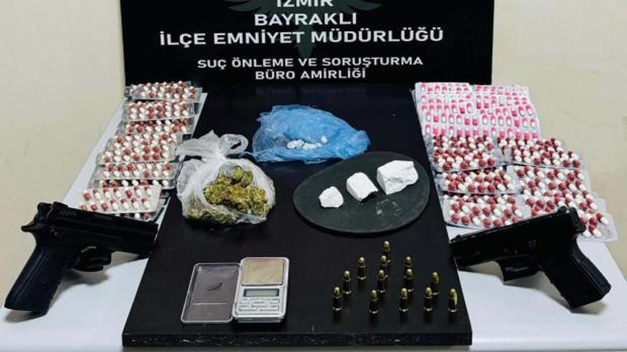 Firari h&uuml;k&uuml;ml&uuml; k&uuml;meste yakalandı! Evde &ccedil;ok sayıda uyuşturucu ele ge&ccedil;irildi