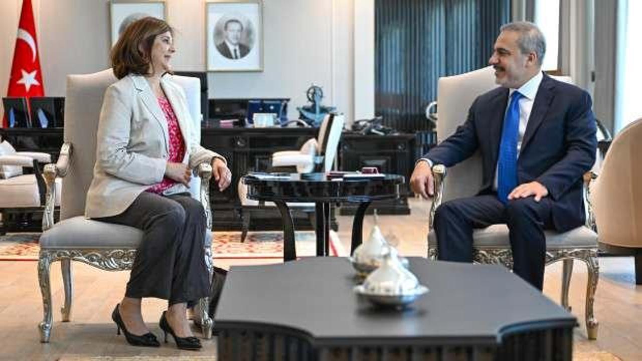 Hakan Fidan, BM Genel Sekreteri'nin Kıbrıs Şahsi Temsilcisi Cuellar ile g&ouml;r&uuml;şt&uuml;