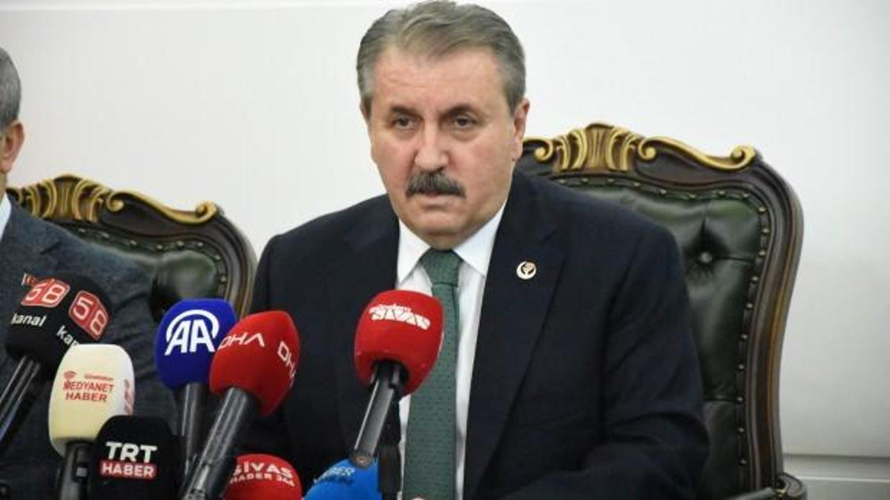 Mustafa Destici: Cumhurbaşkanımızın hedef alındığı bir süreç olduğu gözüküyor