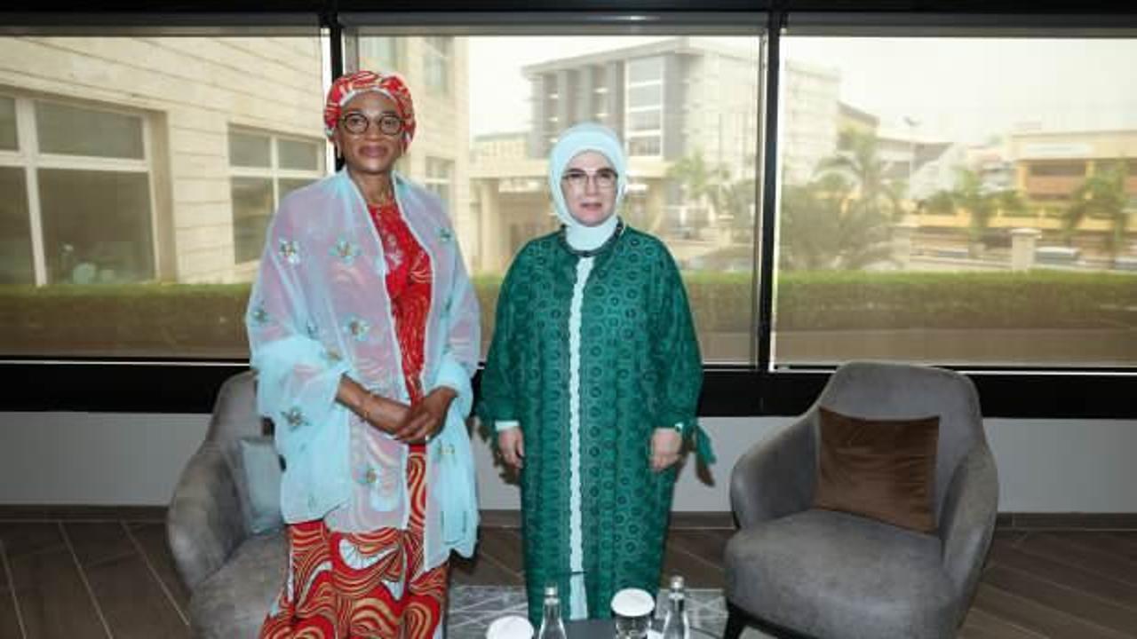 Emine Erdoğan, Nijerya'da temaslarda bulundu