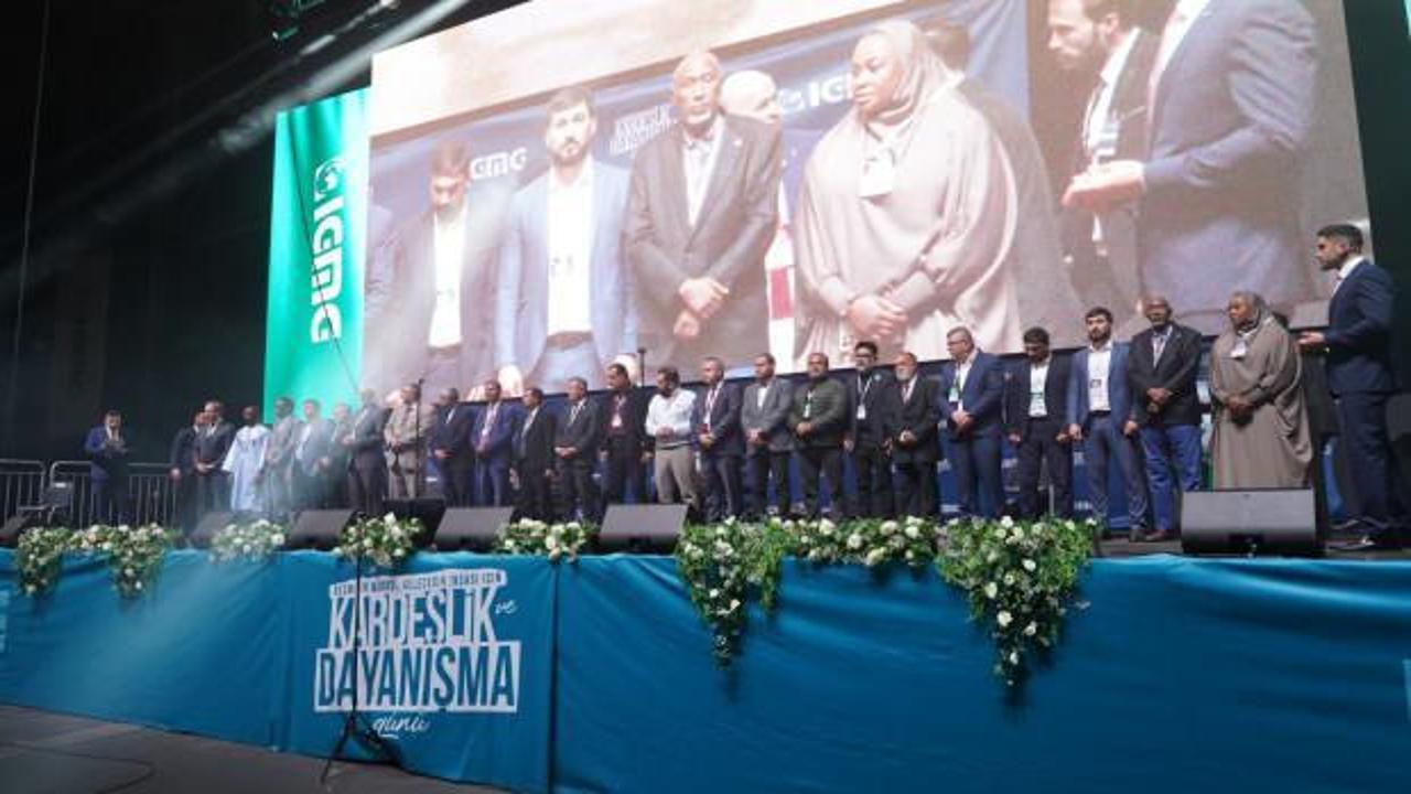 Bel&ccedil;ika&rsquo;da b&uuml;y&uuml;k buluşma! IGMG'nin programına 30 bin kişi katıldı