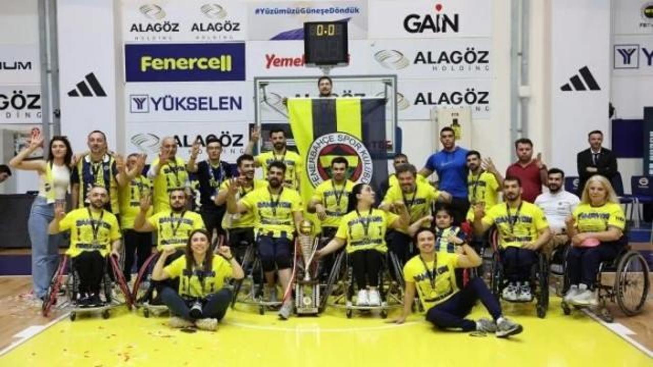 Fenerbahçe Göksel Çelik, üst üste üçüncü kez şampiyon