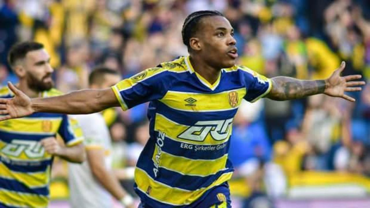 Garry Rodrigues, Emre Belözoğlu'na isyan etti!