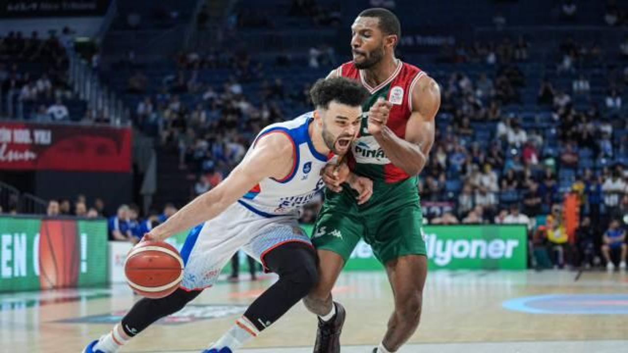 Anadolu Efes seride durumu 2-0'a getirdi