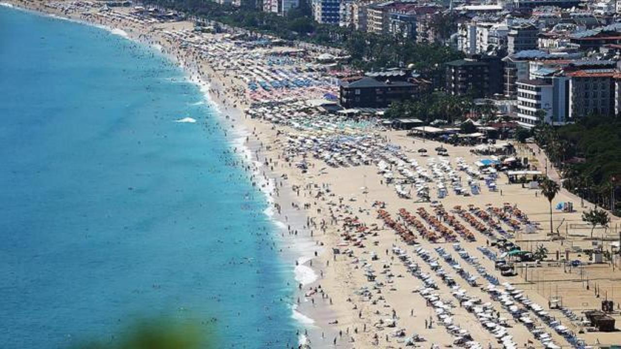 Antalya'da Kurban Bayramı tatili i&ccedil;in oteller şimdiden y&uuml;zde 80 doldu