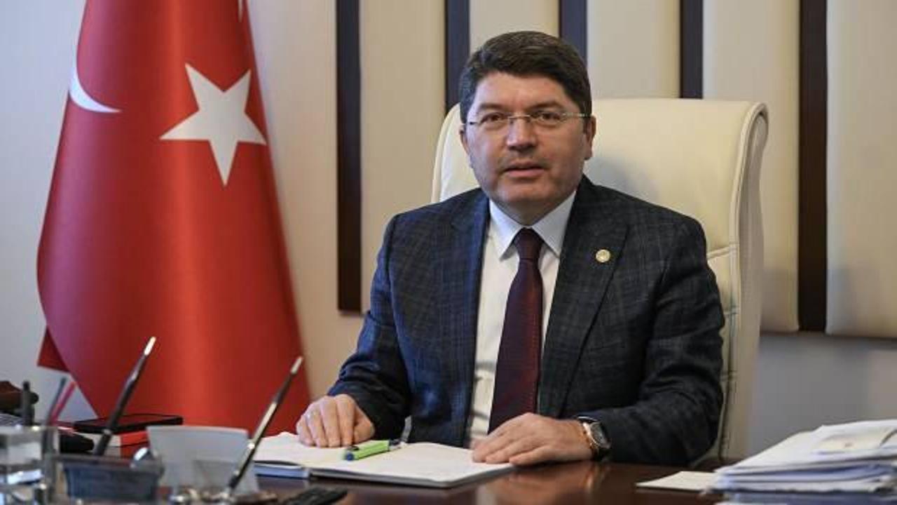 Bakan Tun&ccedil;: İzmir Adli Yargı Adalet Komisyonu Başkanı hakkında soruşturma başlatıldı