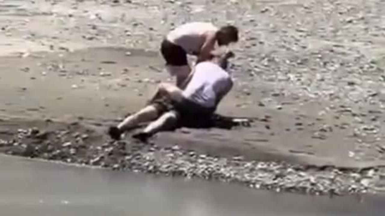 Gen&ccedil; &ouml;ğretmenden acı haber! Serinlemek isterken hayatını kaybetti