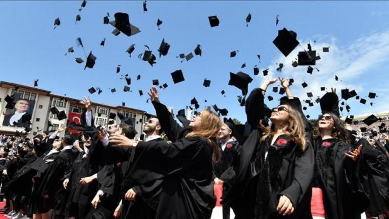 MEB&rsquo;den dikkat &ccedil;eken genelge! Okul dışı mezuniyete bakanlık el koydu