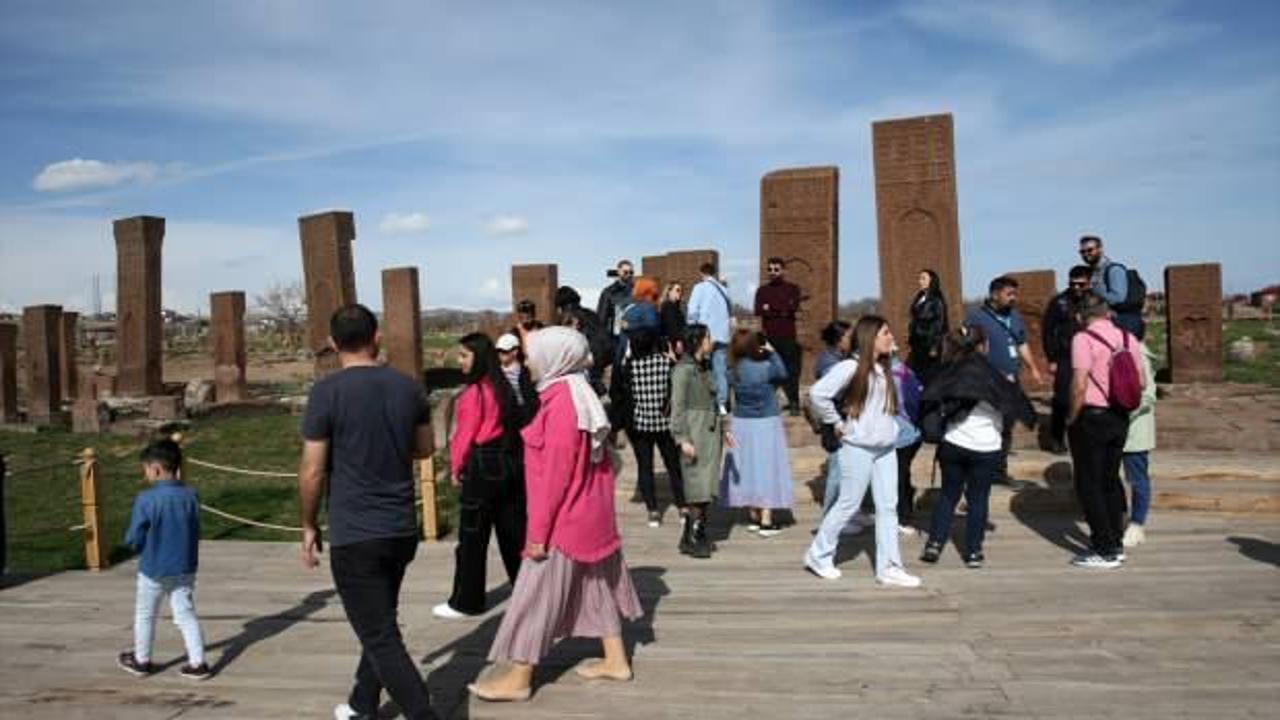 Selçuklu Meydan Mezarlığı'nda son zamanların en yoğun dönemi
