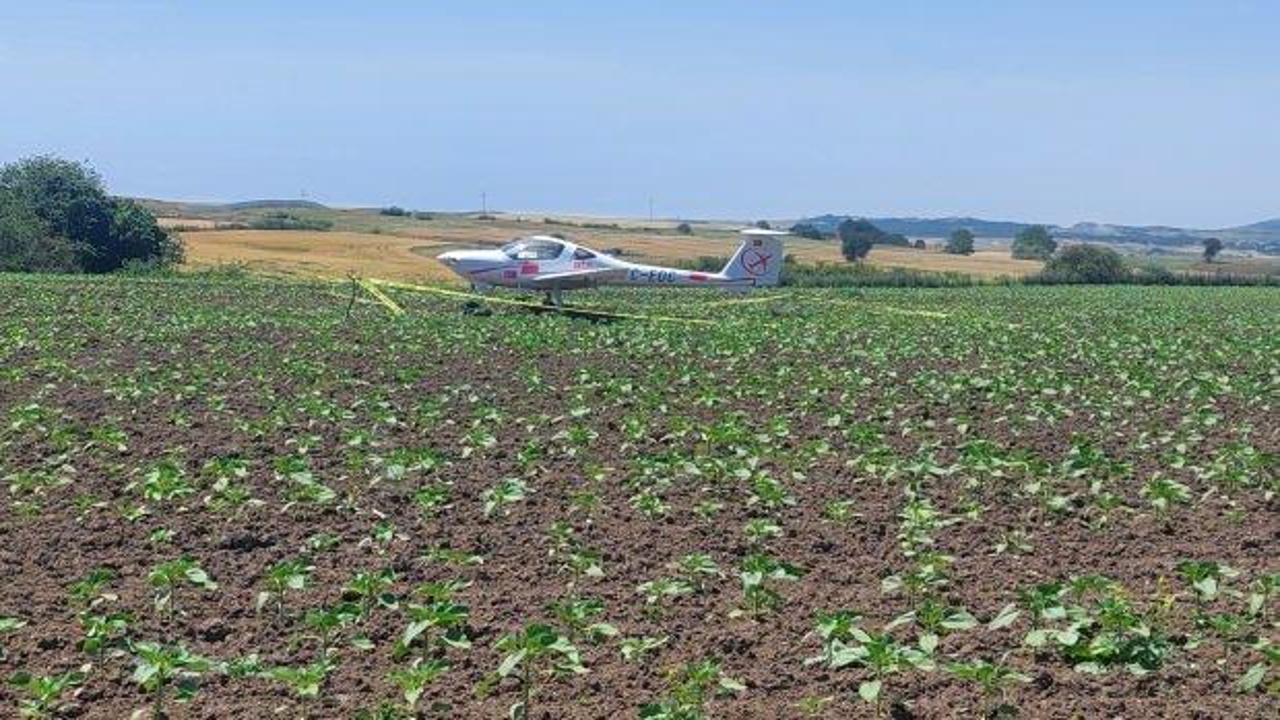 Tekirdağ'da eğitim uçağı acil iniş yaptı