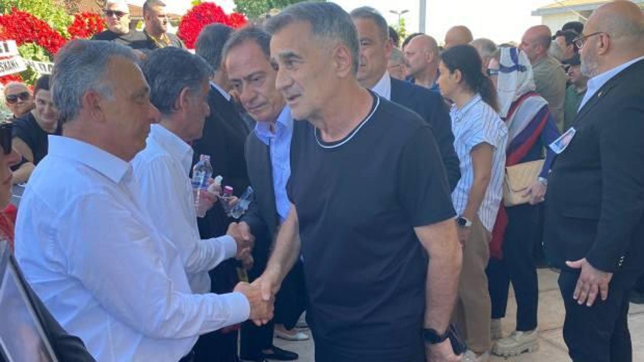 Ahmet Nur Çebi'nin babası son yolculuğuna uğurlandı