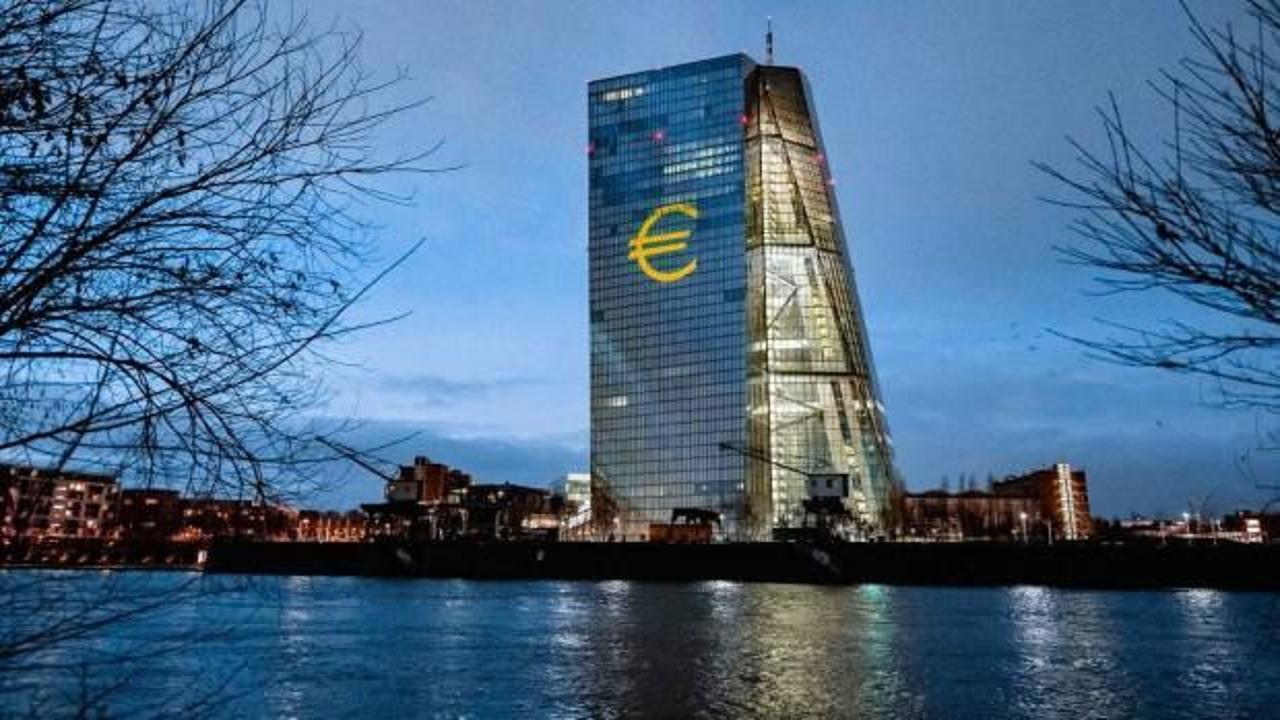 Avrupa Merkez Bankası faiz kararını a&ccedil;ıkladı: 5 yıl sonra ilk