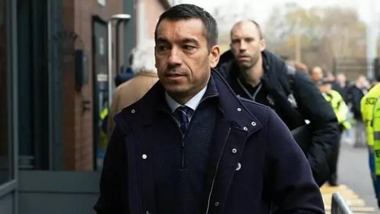 Beşiktaş'tan van Bronckhorst a&ccedil;ıklaması! 