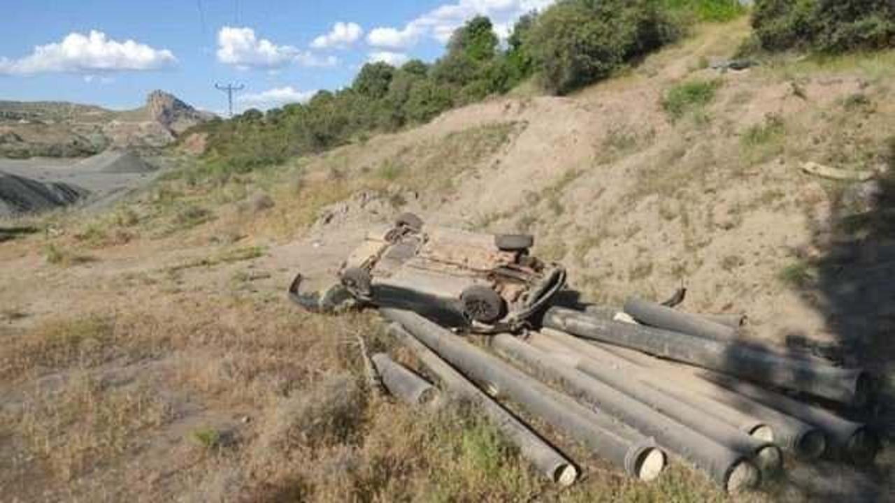 Elazığ'da feci kaza: &Ouml;l&uuml; ve yaralılar var!