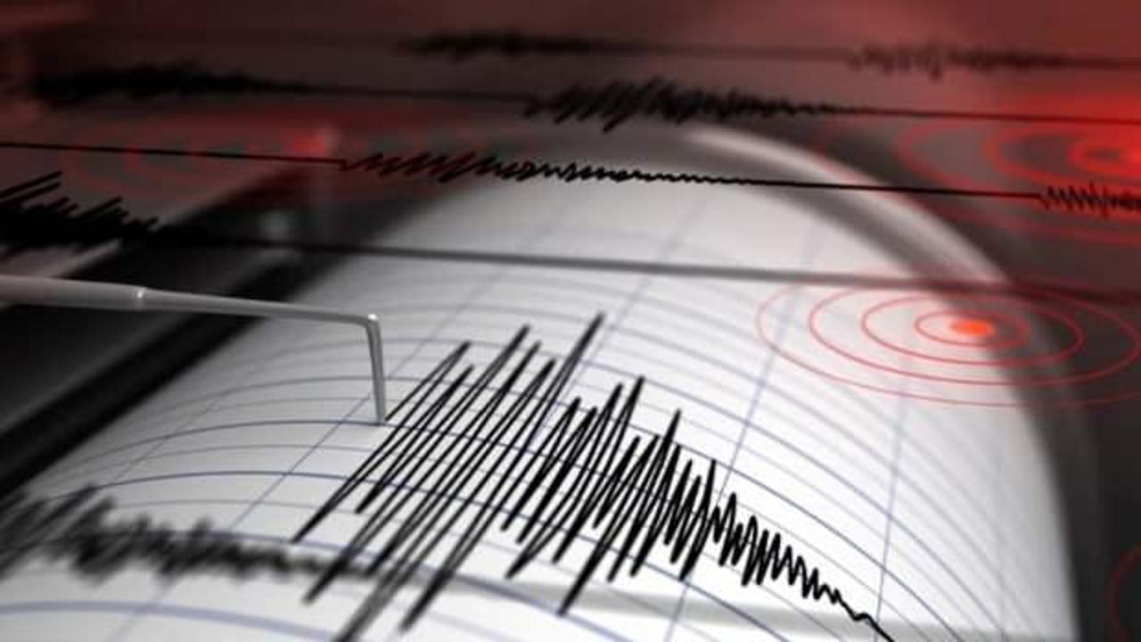 Hatay'da korkutan deprem! Çevre illerden de hissedildi