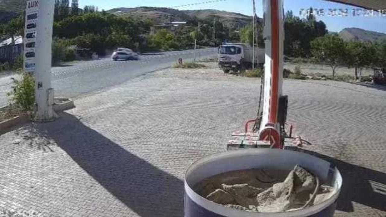 Malatya'da feci kaza: &Ouml;l&uuml; ve yaralılar var!