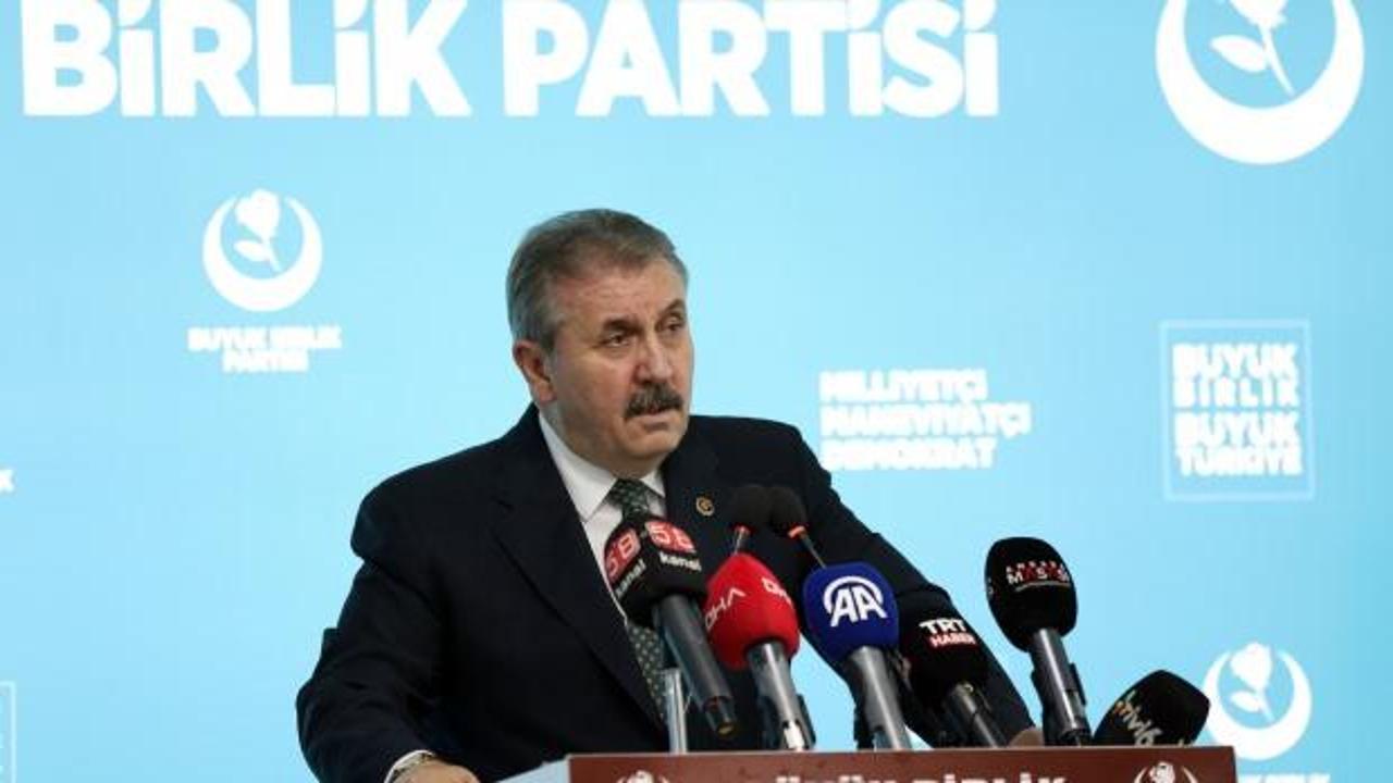 Mustafa Destici: Hakk&acirc;ri Belediyesi'ne kayyum atanmasını destekliyoruz