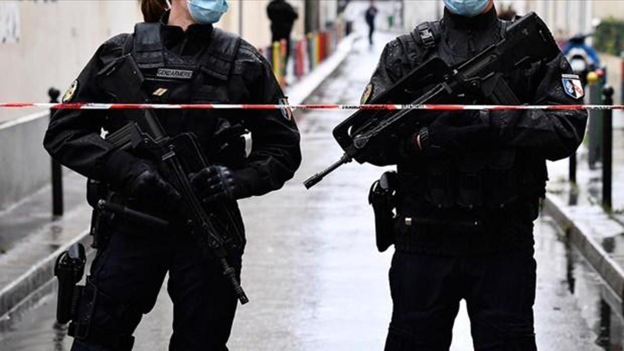 Otel odasında bomba yaparken yakalandı