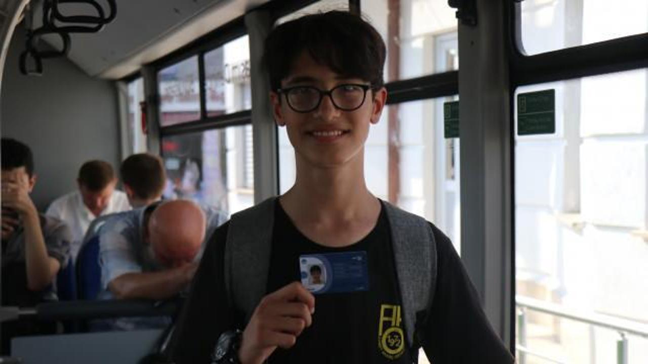 Sakarya'da bir ilk! &Ouml;ğrencilere ulaşım artık &uuml;cretsiz