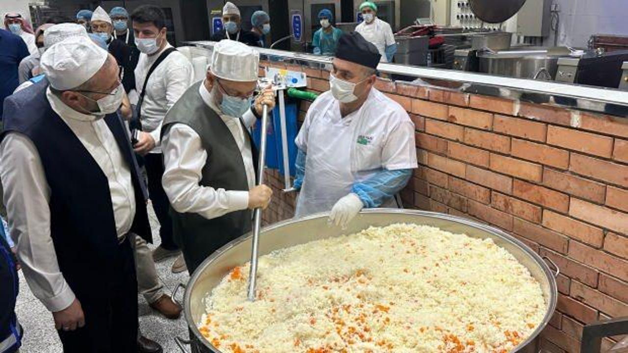 Türk hacı adayları için menüleri diyetisyenler belirliyor