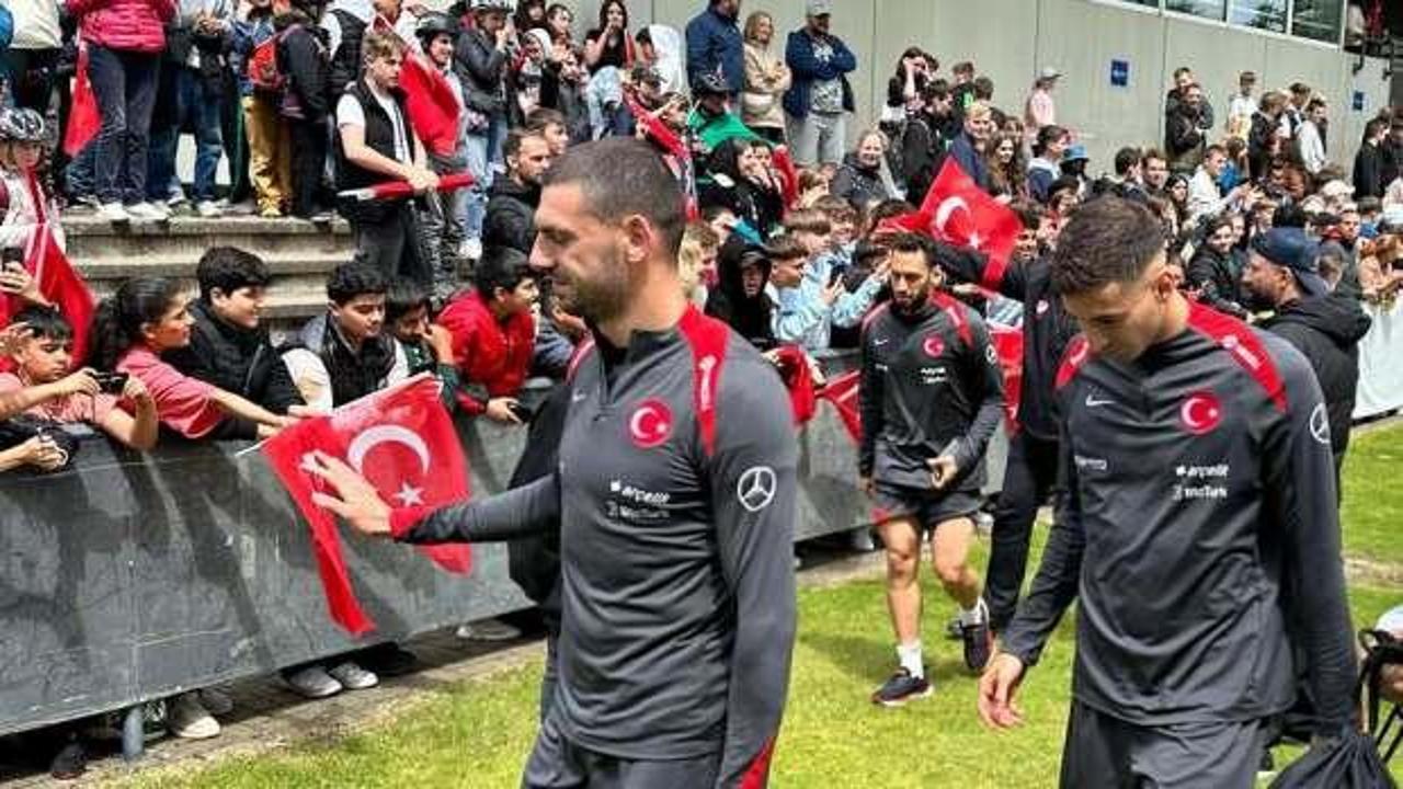 A Milli Takım, Almanya'da taraftara açık idman yaptı