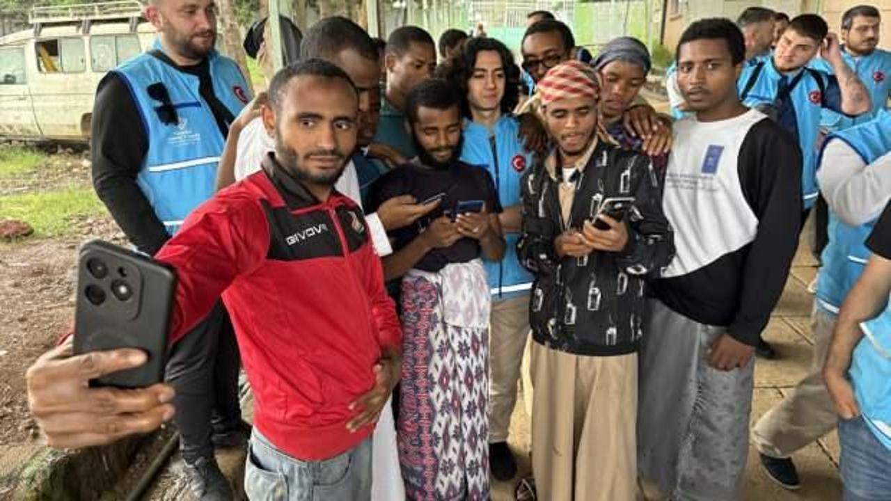 'Diriliş Ertuğrul' dizisinin 'Osman'ı Etiyopya'da g&ouml;n&uuml;lleri fethetti