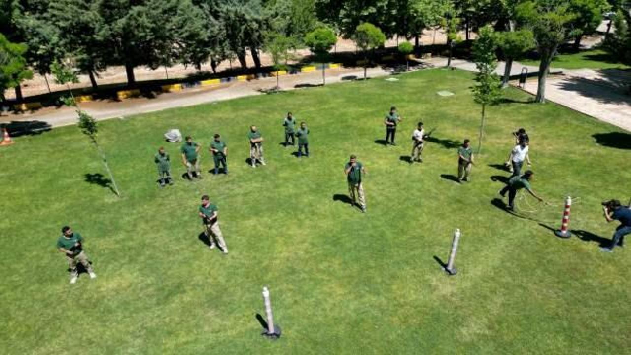 Gaziantep'te kurban yakalama timi bayrama hazırlanıyor
