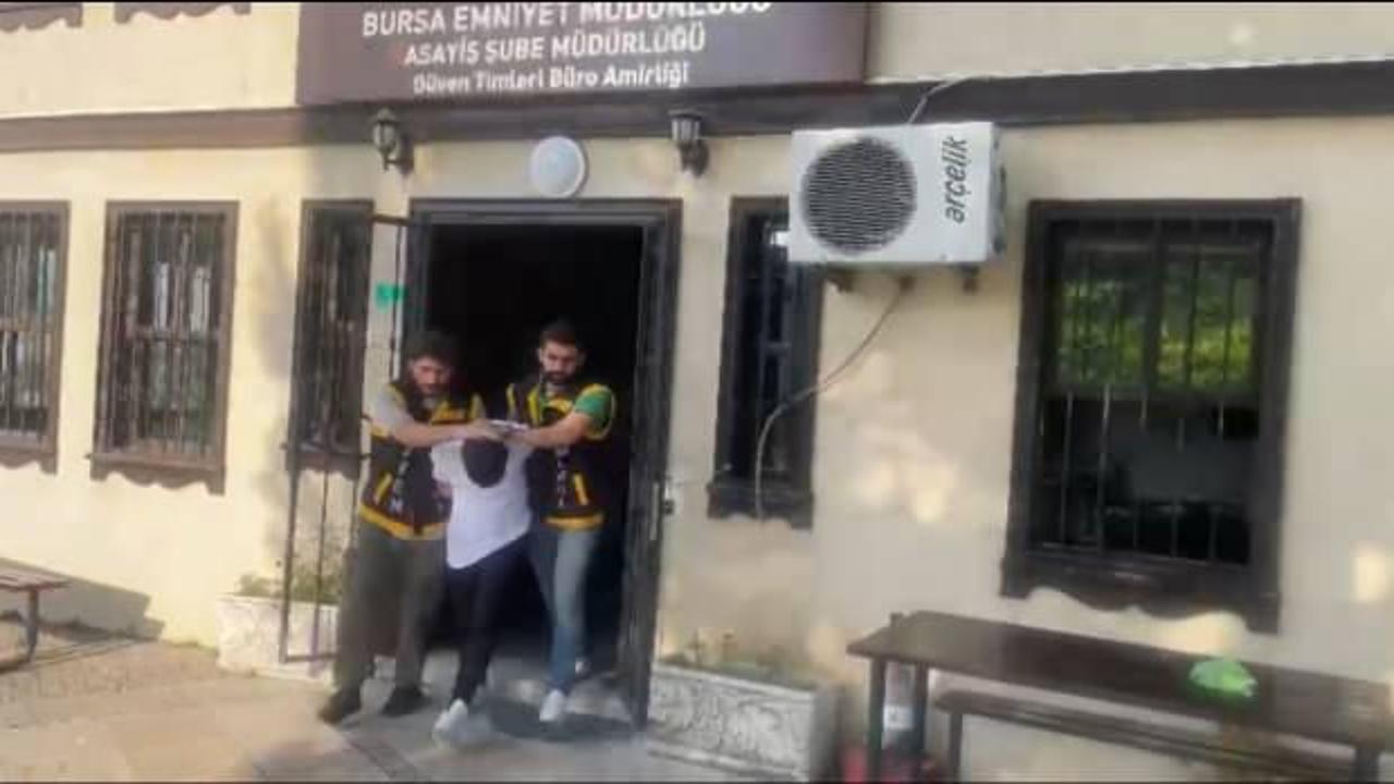 25 ayrı suçtan aranan adam güzellik broşürü dağıtırken yakalandı