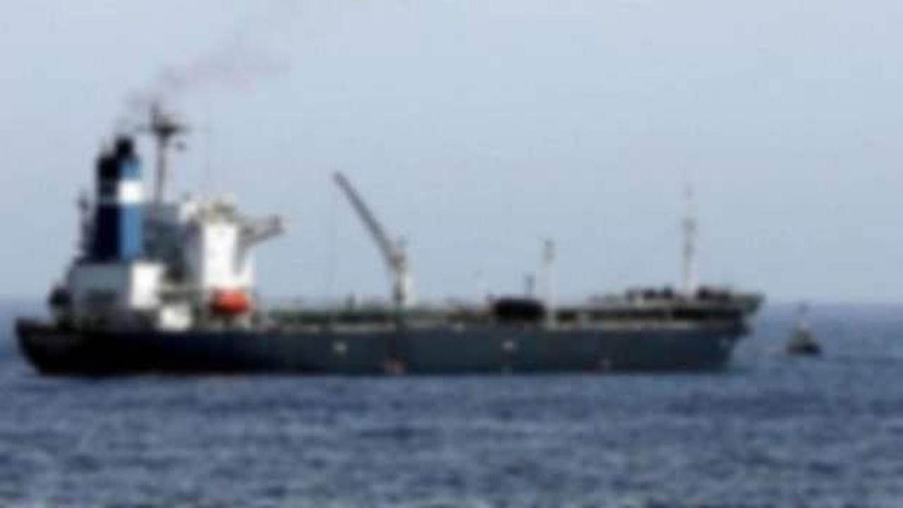 İngiltere, Kızıldeniz'de vurulan geminin batmış olabileceğini duyurdu