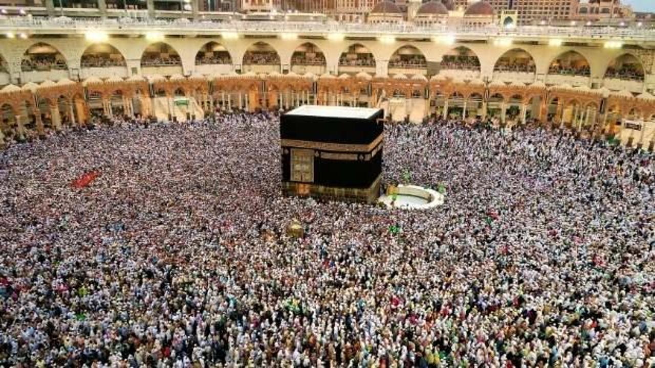 Suudi Arabistan, kutsal toprakları ziyaret edenler i&ccedil;in soru-cevap hattı kuruyor