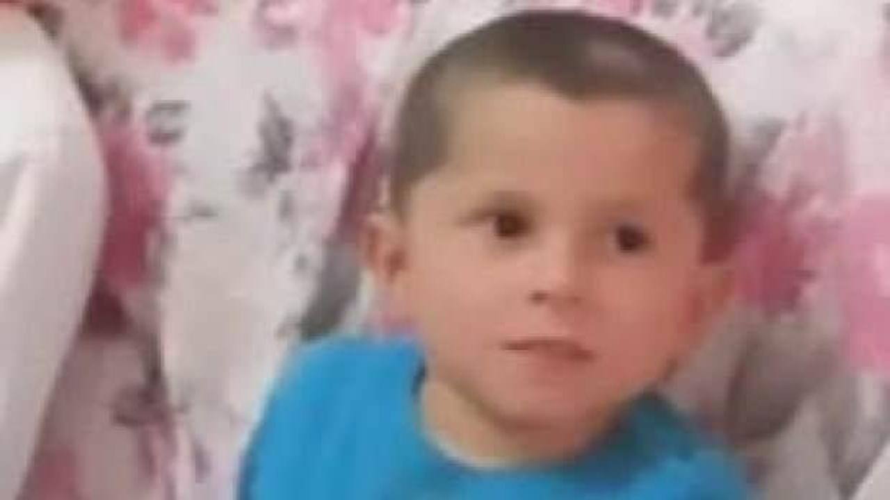 Acı son! Babasının kullandığı traktörün altında kalan 4 yaşındaki çocuk vefat etti