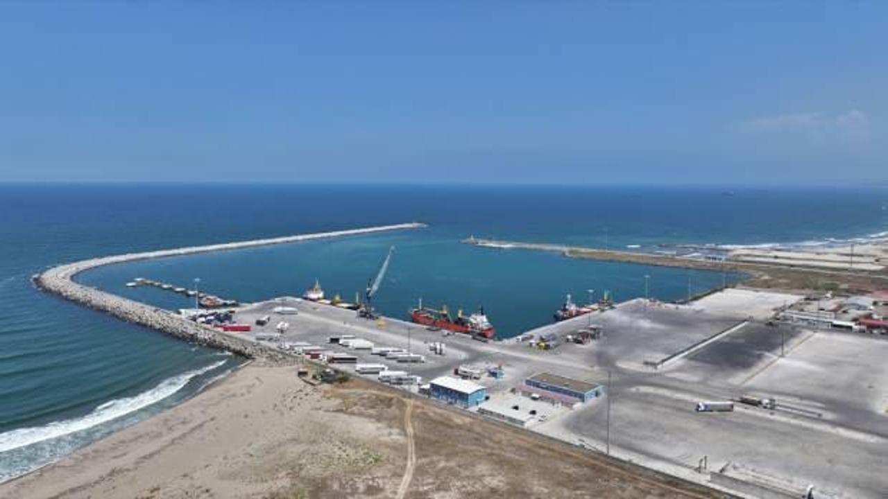 Karasu Limanı'ndan Romanya'ya başlayacak Ro-Ro seferleri, yoğunluğu azaltacak