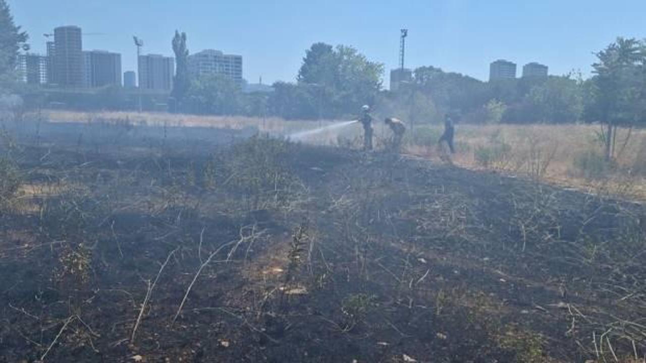Marmara &Uuml;niversitesi'nde yangın: B&uuml;y&uuml;meden s&ouml;nd&uuml;r&uuml;ld&uuml;!