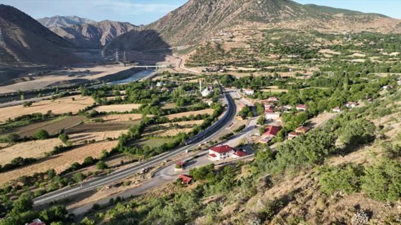 Turistik Tatvan Treni'nin genç yolcuları seyahatlerini güzel anılarla tamamladı