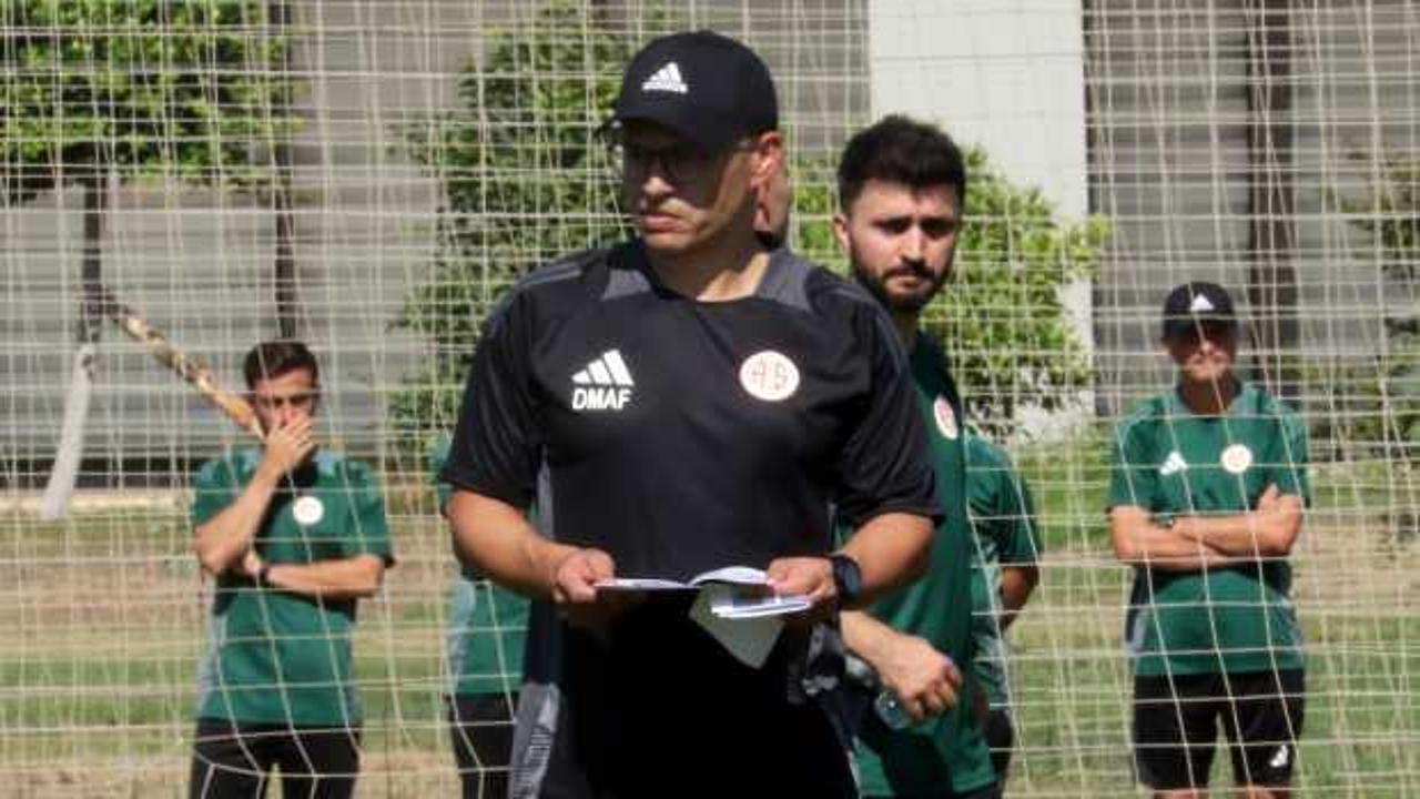 Alex de Souza'lı Antalyaspor top başı yaptı