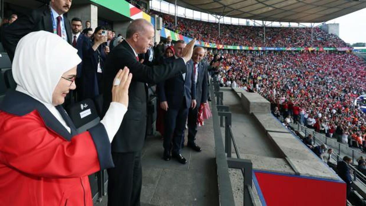 Emine Erdoğan, A Milli Futbol Takımı'nı tebrik etti