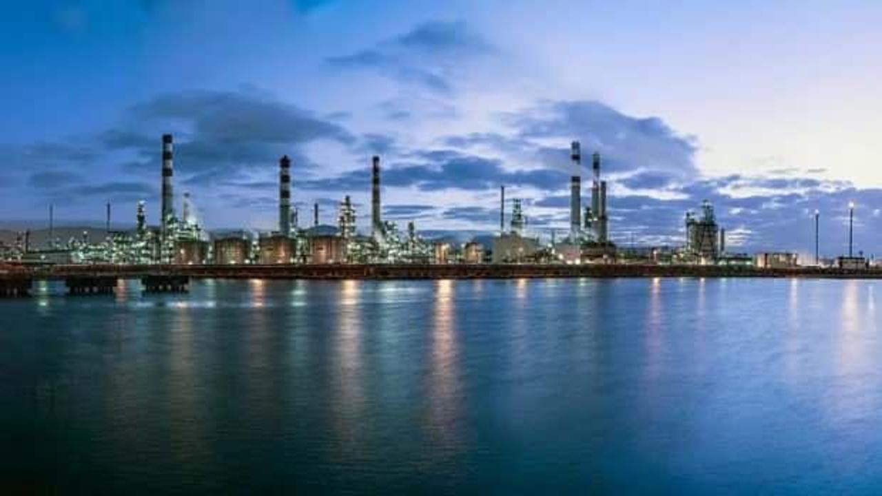 Fitch, T&Uuml;PRAŞ'ın kredi notunu y&uuml;kseltti