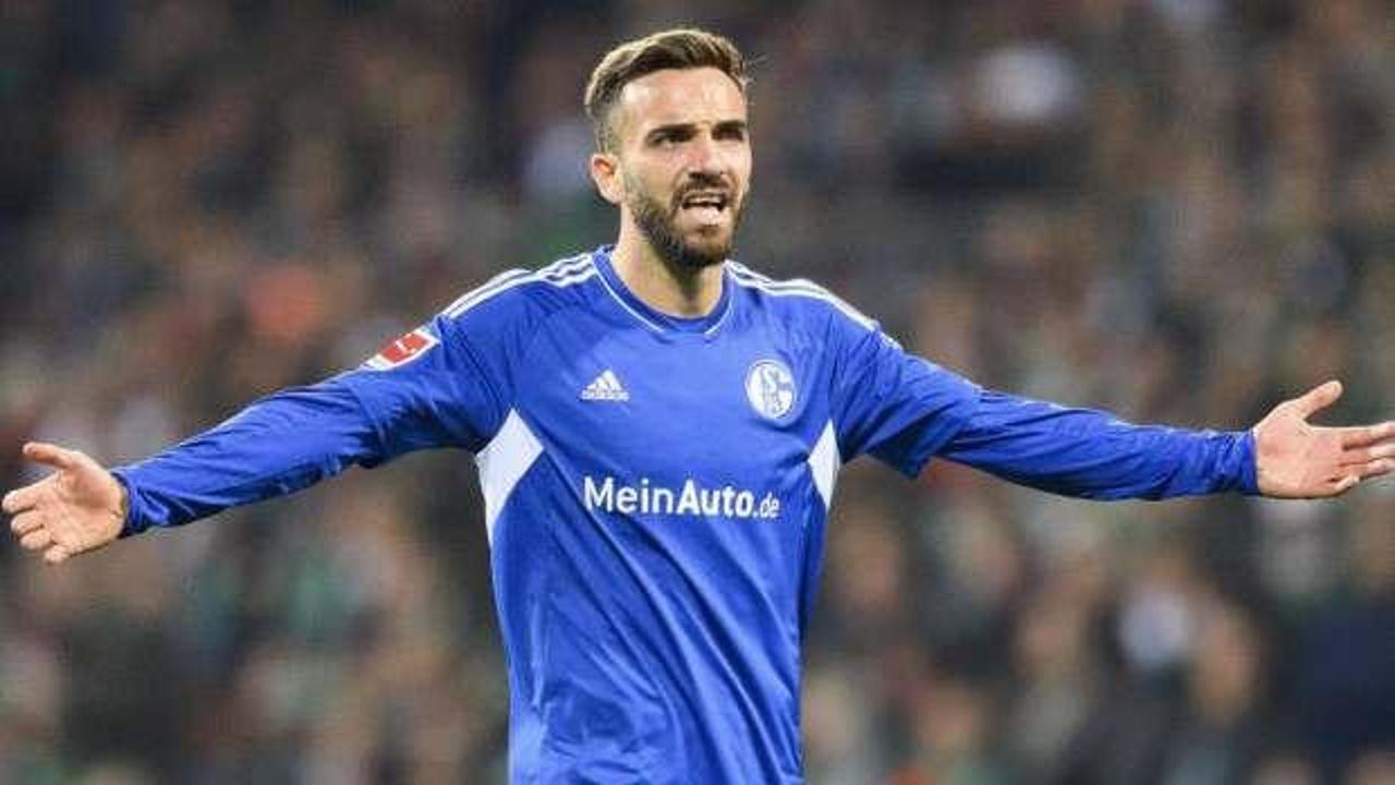 Kenan Karaman, Schalke 04 ile sözleşme yeniledi