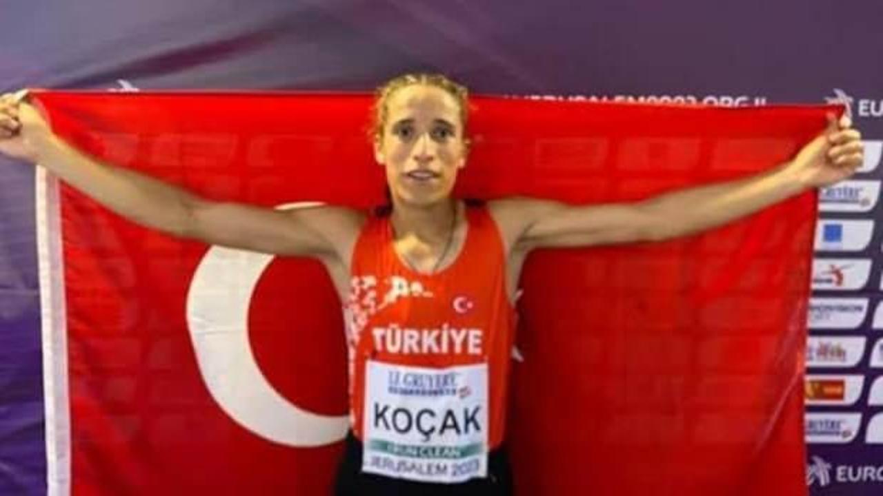Milli atletten T&uuml;rkiye rekoru!