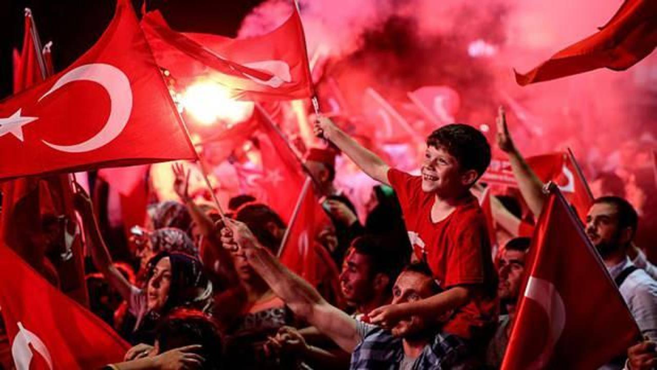 15 Temmuz resmi tatil mi? 2024 15 Temmuz hangi güne denk geliyor?