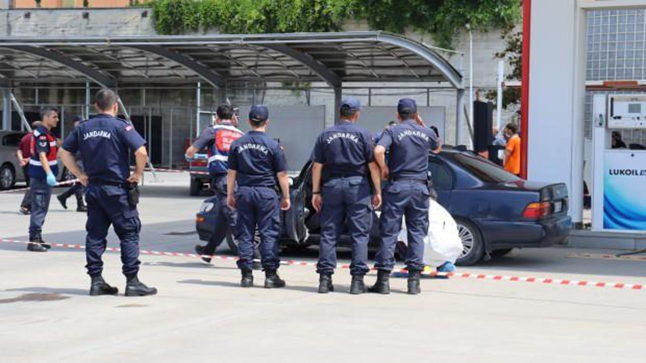  Kızının 1 ay önce kaçarak evlendiği damadını öldürdü