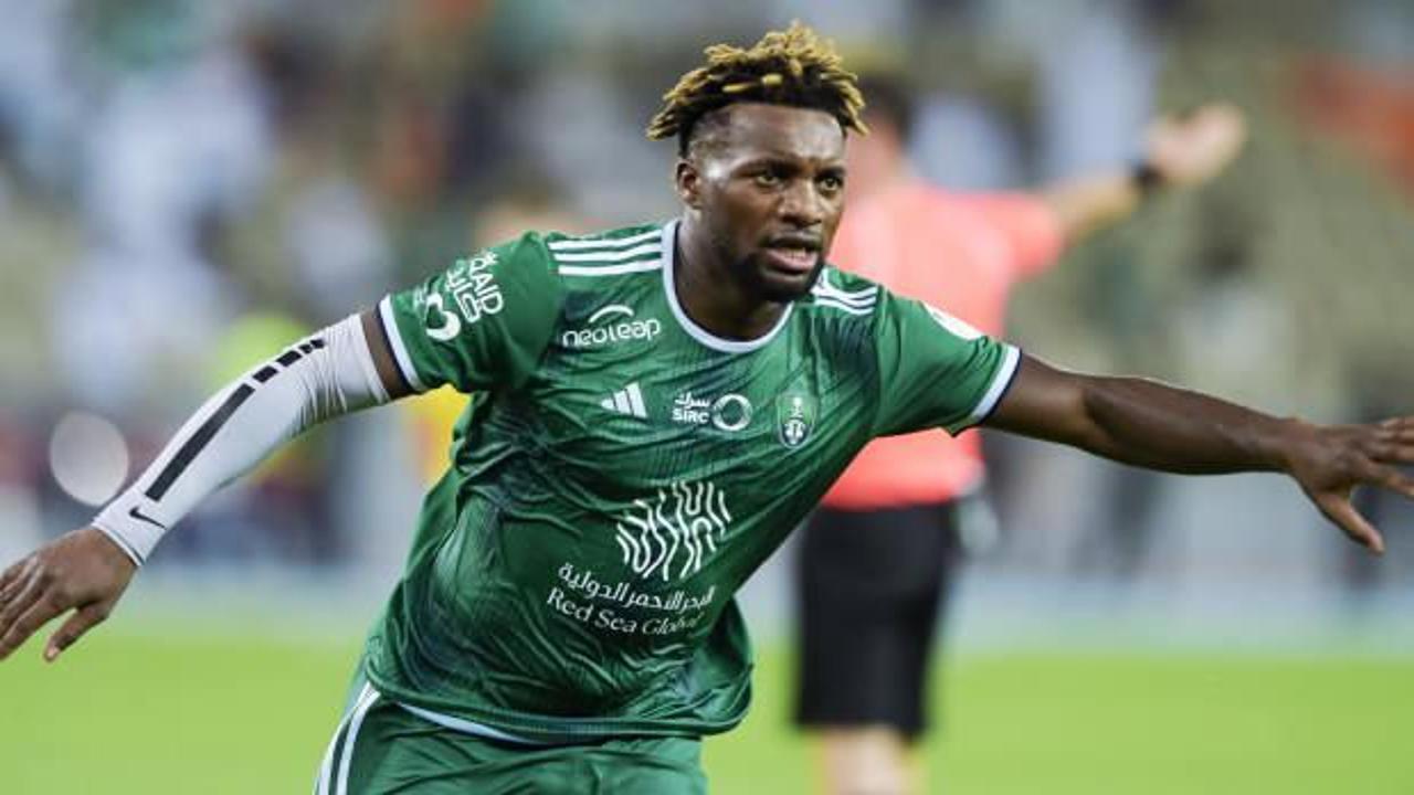 Allan Saint-Maximin bonservis bedeli ne kadar, hangi mevkide oynuyor?