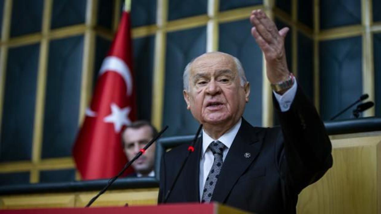 Bahçeli'den 15 Temmuz açıklaması! "Karanlık senaryo hazırlığındakilere" ikazen tavsiye