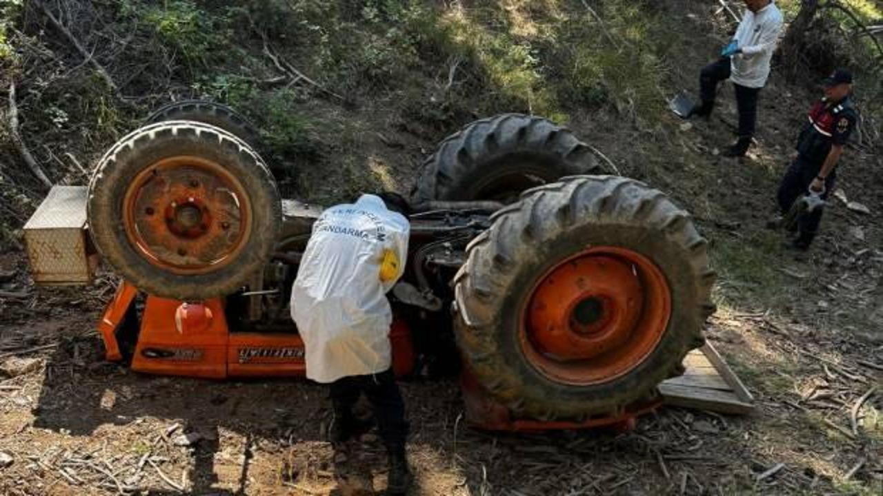 Kütahya'da feci kaza: Devrilen traktörün sürücüsü öldü!