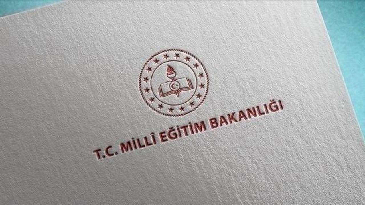 Son Dakika: Kadrolu öğretmenlerin mazeret yer değişikliği için tarih açıklandı!