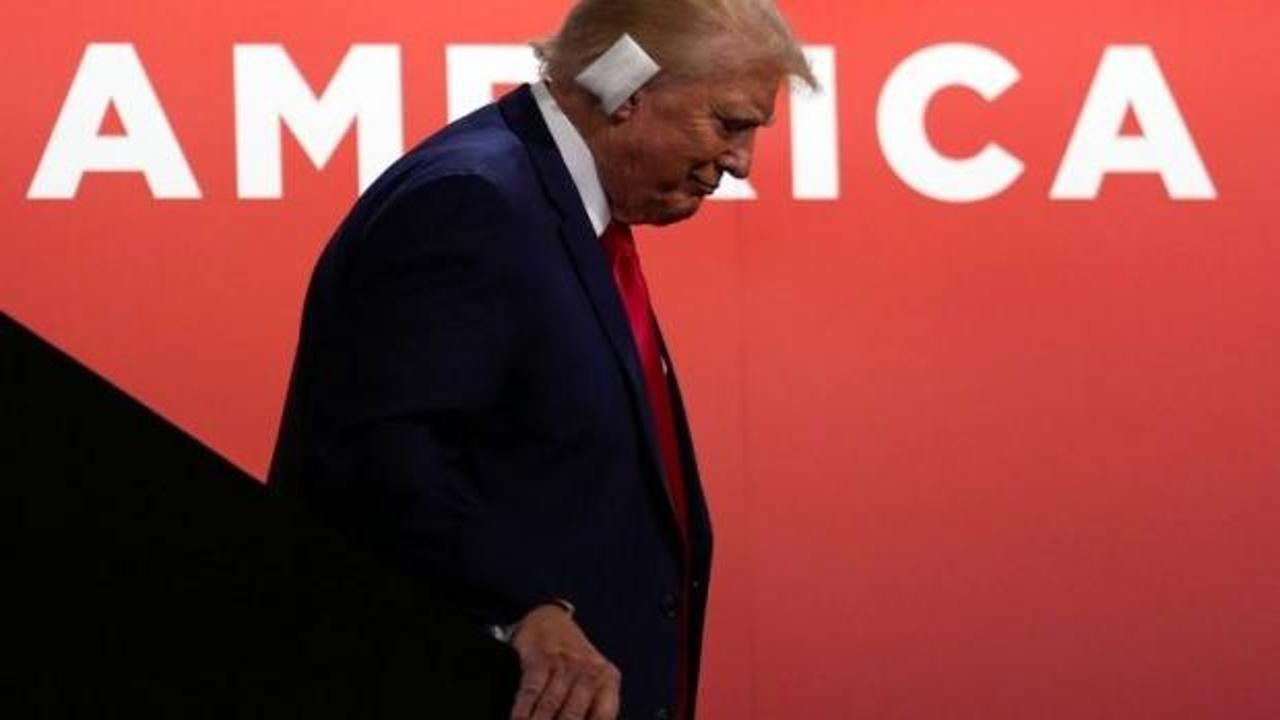 Suikastten sonra ilk kez halkın karşısına çıkmıştı: Dikkat çeken kare!